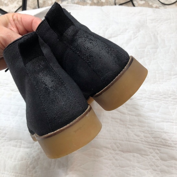 ? Banana Republic black suede lace up chukka boots s10 main image 5